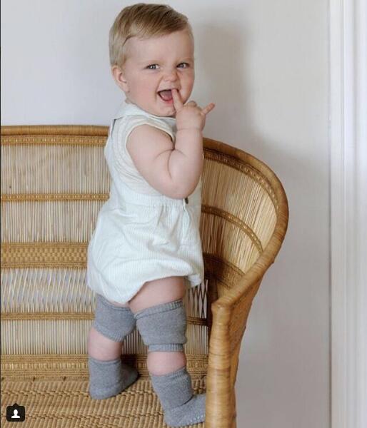 Fashionable Anti Slip Knee Protectors